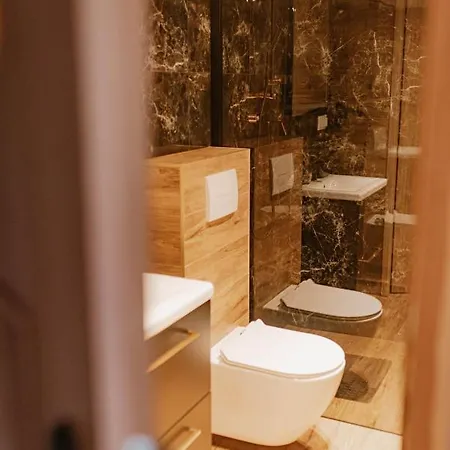 农家乐 Na Parkowej